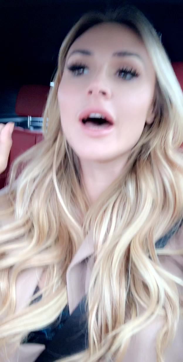 sissy Ella Silver face