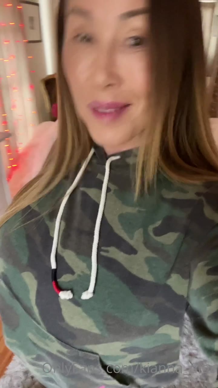 cock-teaser Kianna Dior Porn