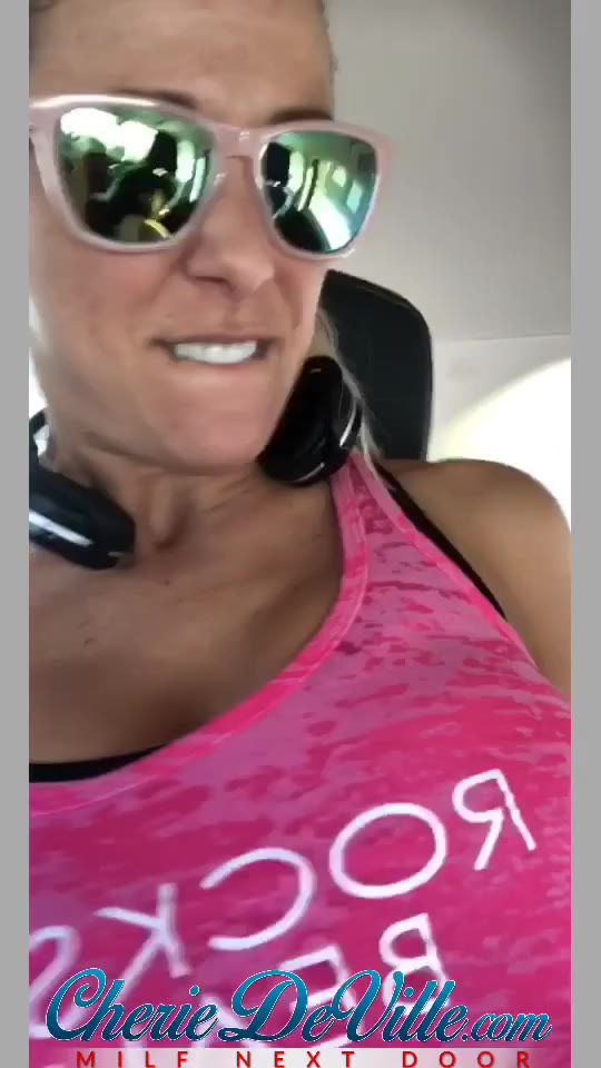 Model Sweating Cherie Deville leaked nudes x