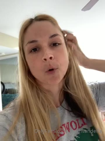 Sensational perky tits Sarah Vandella sex