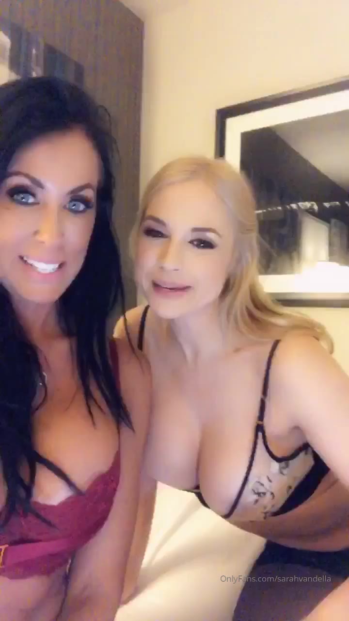 Exposed Big Tits Sarah Vandella pussy Video